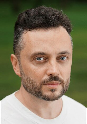AI Generated Headshot Example