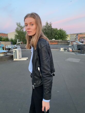 AI Generated Headshot Example